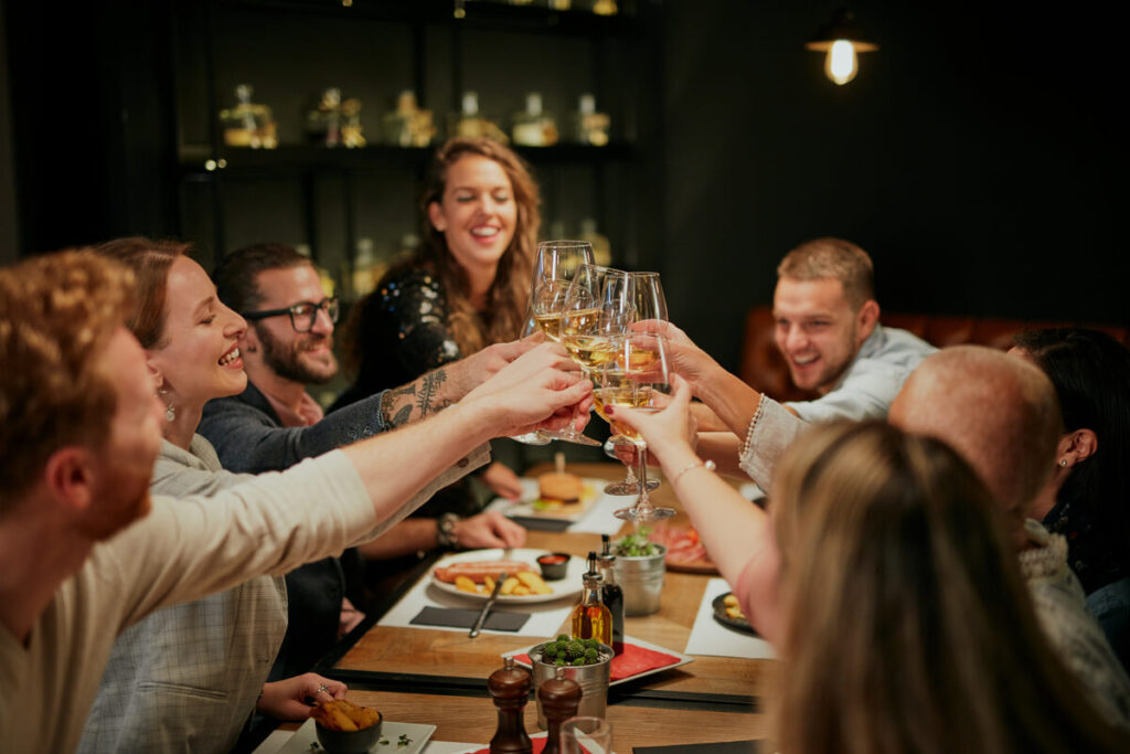A Food Lover’s Guide to Fair Oaks: Dining Delights and Hidden Gems in Fairfax’s Flavorful Neighborhood
